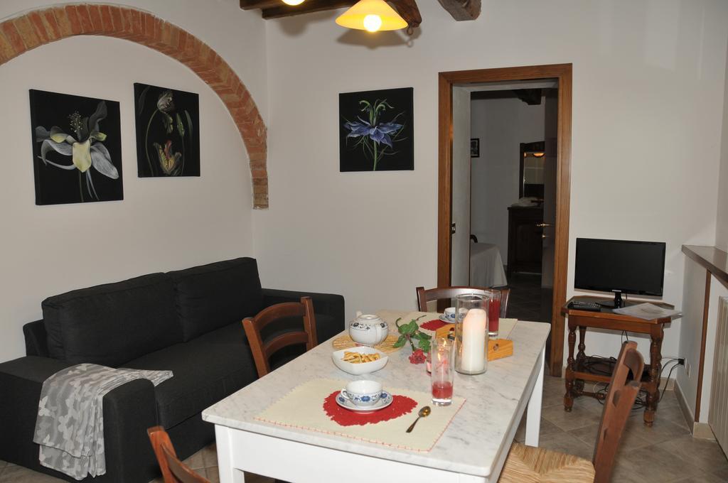 Agriturismo Renai E Monte Gambassi Terme Eksteriør bilde